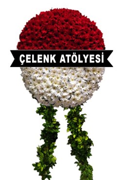 Gösterişli Çelenk