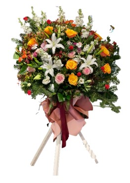 Lilyum ve Güller ile Yüksek Boy Tasarım