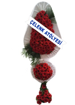 Kırmızı Üç Katlı Çelenk