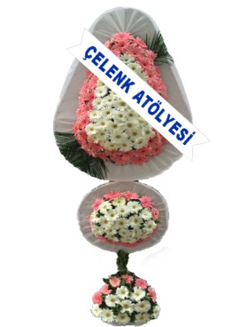 Pembe Beyaz Model Çelenk